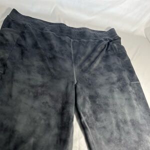 Fabletics Grey and Black Leggings Size 3XL